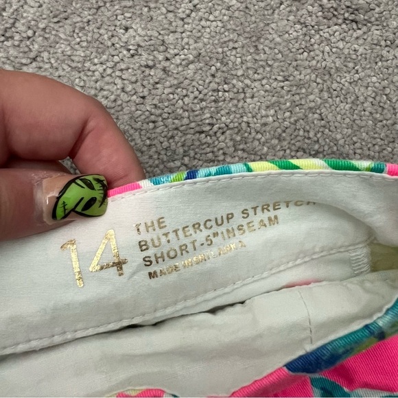 Lilly Pulitzer buttercup stretch short local flavor size 14 - Picture 2 of 4